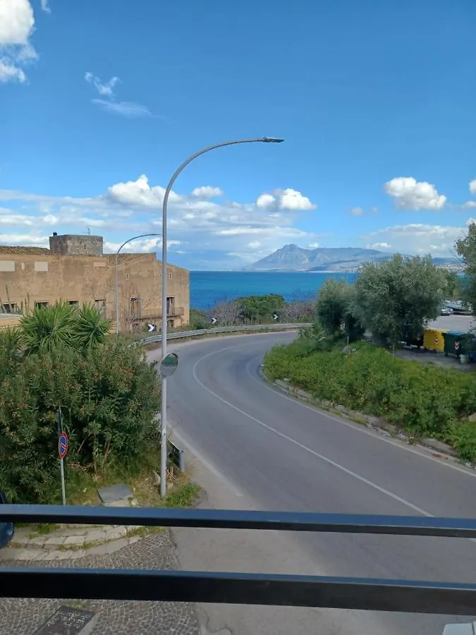 Holiday home Casa Alessandro A Santa Flavia Italy